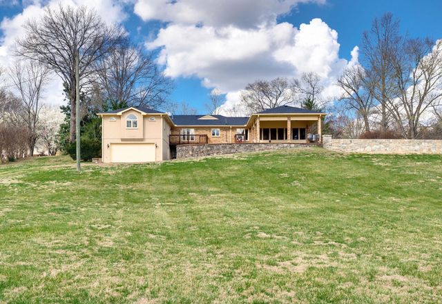 6755 Holt Rd, Nashville, TN 37211