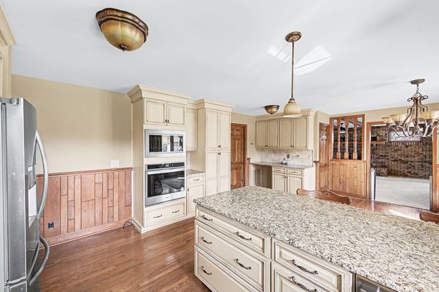 6755 Holt Rd, Nashville, TN 37211