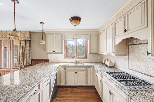 6755 Holt Rd, Nashville, TN 37211