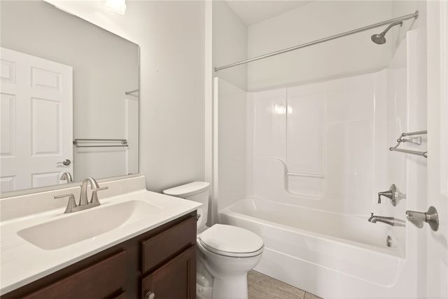 1065 Railway Crossing, Webster, NY 14580