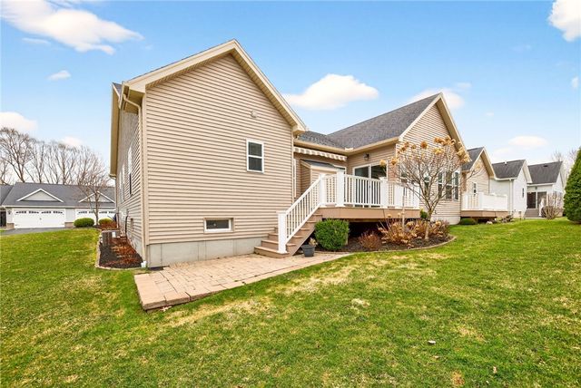 1065 Railway Crossing, Webster, NY 14580