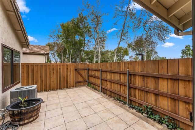 9921 Park Crest Lane, San Diego, CA 92124