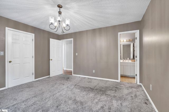 424 Woodfield Drive, Piedmont, SC 29673