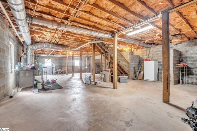 424 Woodfield Drive, Piedmont, SC 29673