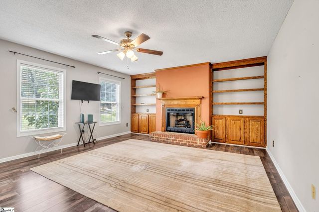 424 Woodfield Drive, Piedmont, SC 29673