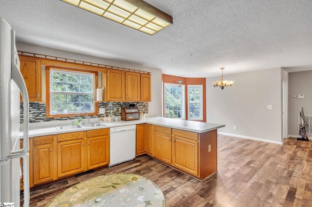 424 Woodfield Drive, Piedmont, SC 29673