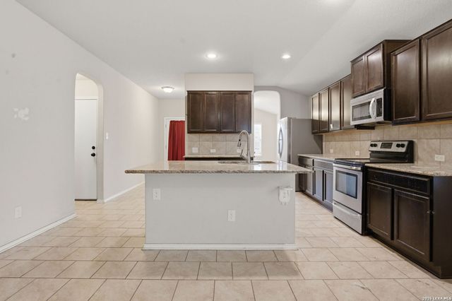 7918 Halo Circle, San Antonio, TX 78252