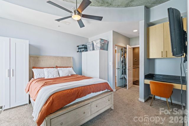 210 N Church Street 2411, Charlotte, NC 28202