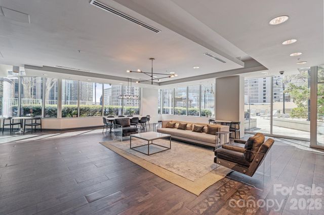 210 N Church Street 2411, Charlotte, NC 28202