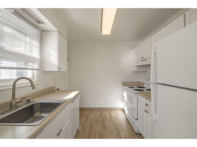 3204 F St, Vancouver, WA 98663