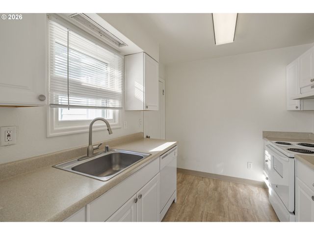 3204 F St, Vancouver, WA 98663