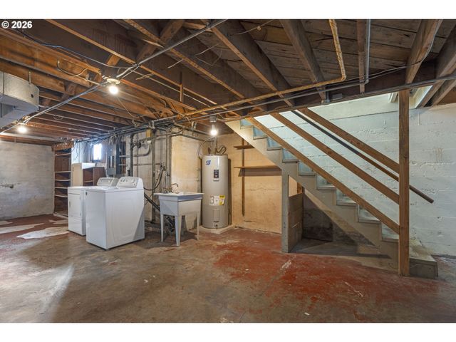 3204 F St, Vancouver, WA 98663