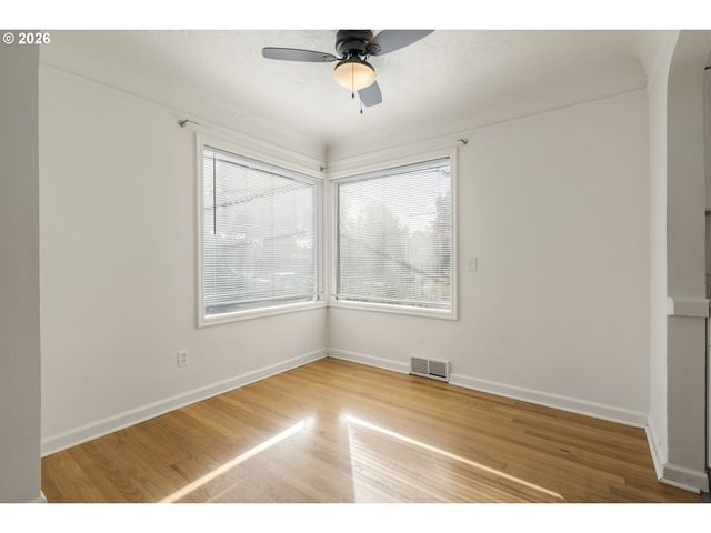 3204 F St, Vancouver, WA 98663