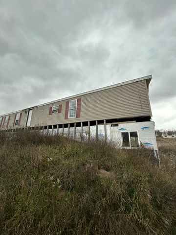 14220 N Beech Avenue, Barton Twp, MI 49677