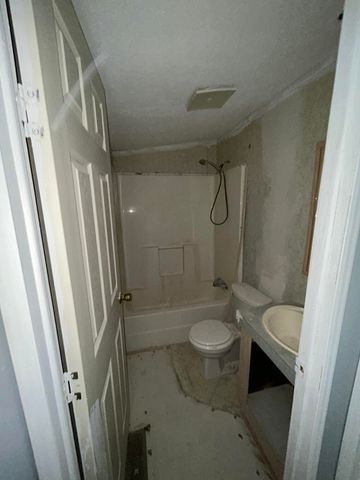 14220 N Beech Avenue, Barton Twp, MI 49677