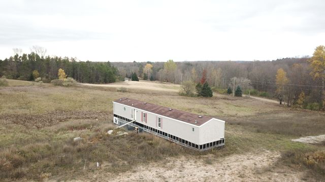 14220 N Beech Avenue, Barton Twp, MI 49677