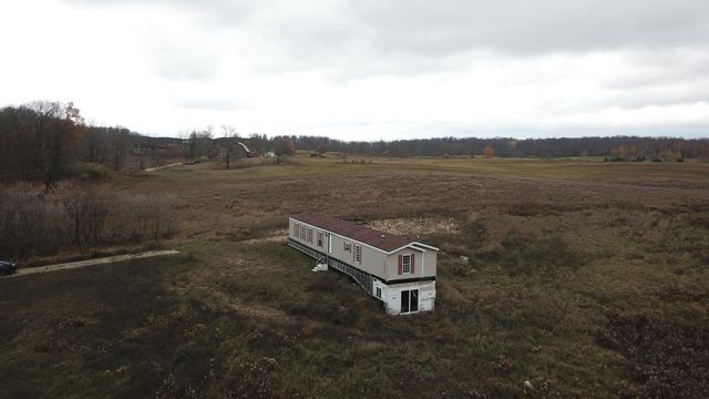 14220 N Beech Avenue, Barton Twp, MI 49677