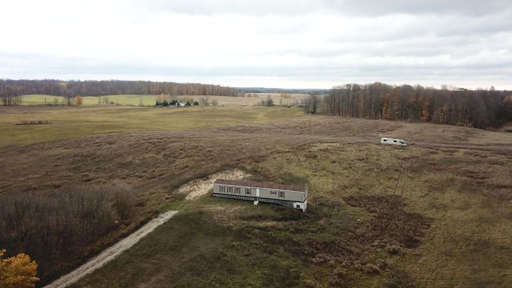 14220 N Beech Avenue, Barton Twp, MI 49677