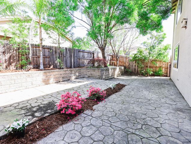 3116 Mount Tamalpais Dr, Roseville, CA 95747