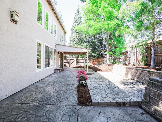 3116 Mount Tamalpais Dr, Roseville, CA 95747