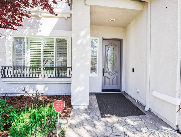 3116 Mount Tamalpais Dr, Roseville, CA 95747