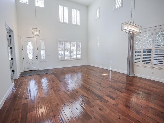 3116 Mount Tamalpais Dr, Roseville, CA 95747