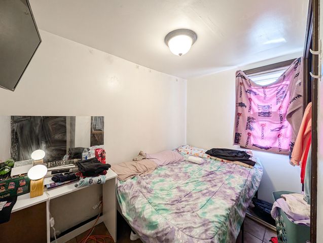 1911 N 19th Avenue, Melrose Park, IL 60160