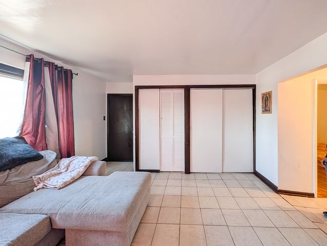 1911 N 19th Avenue, Melrose Park, IL 60160