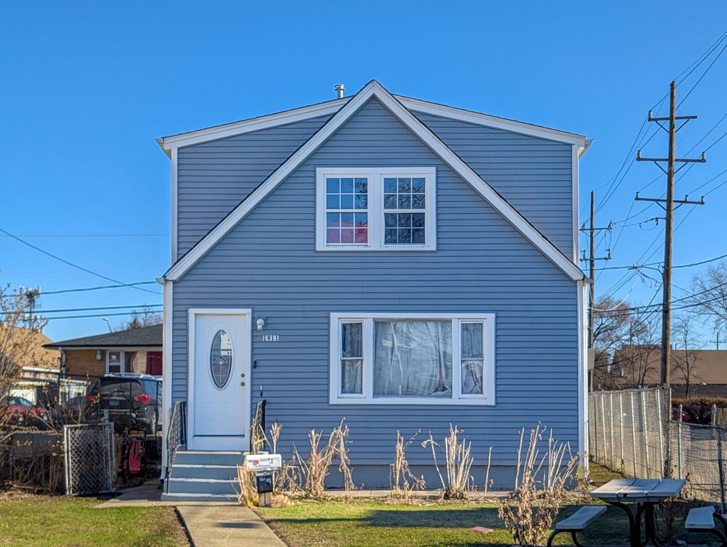 1911 N 19th Avenue, Melrose Park, IL 60160