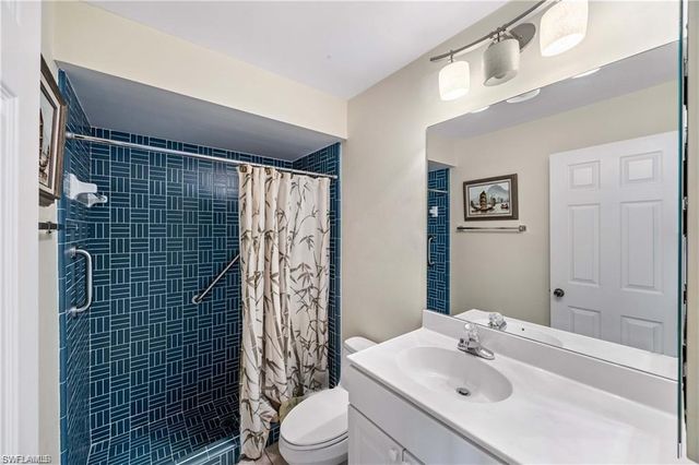 3195 Boca Ciega DR C10, Naples, FL 34112
