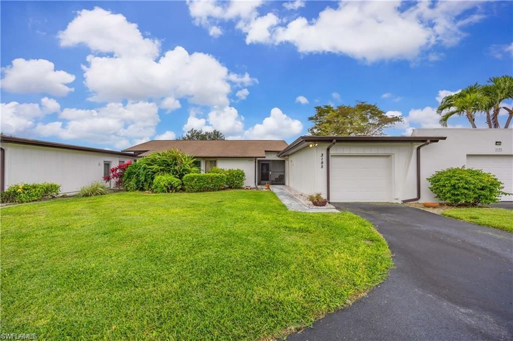 3195 Boca Ciega DR C10, Naples, FL 34112