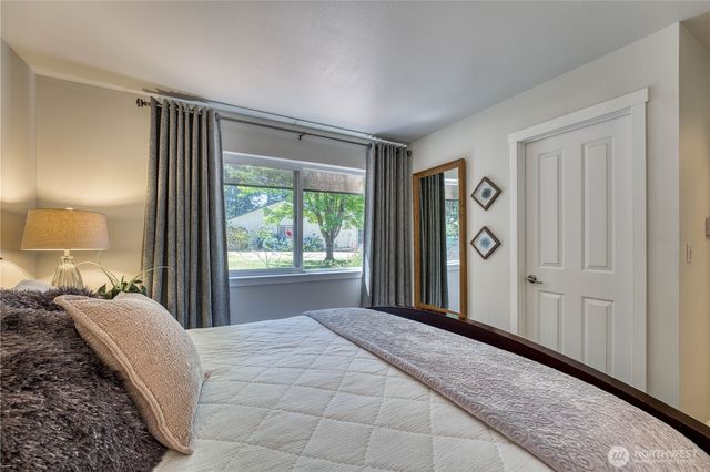 12915 60th Avenue Ct NW, Gig Harbor, WA 98332