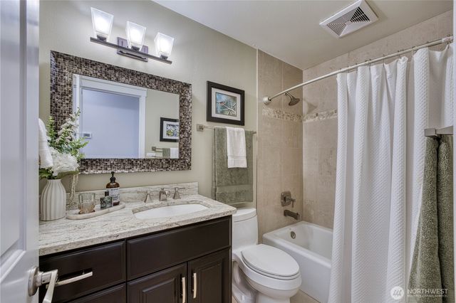 12915 60th Avenue Ct NW, Gig Harbor, WA 98332
