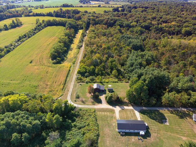 18245 Waterford Road, Fredericktown, OH 43019