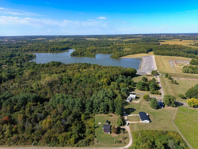 18245 Waterford Road, Fredericktown, OH 43019