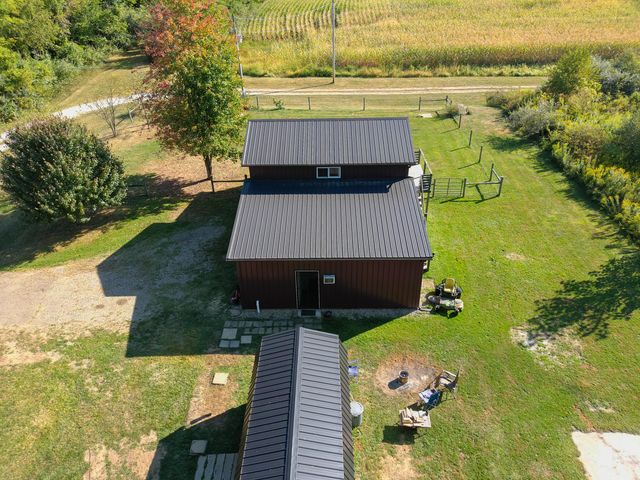18245 Waterford Road, Fredericktown, OH 43019