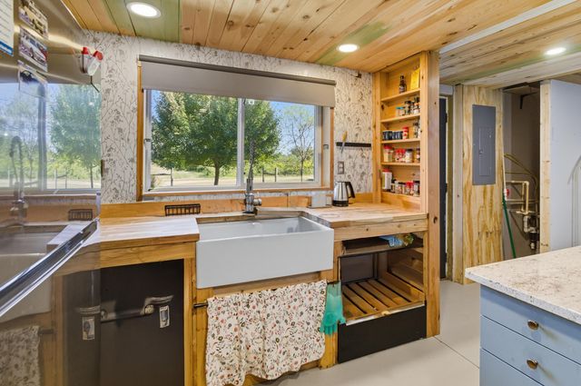 18245 Waterford Road, Fredericktown, OH 43019