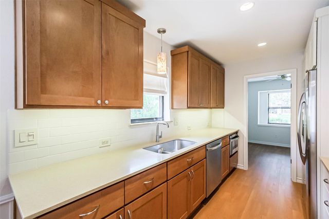 12807 Westleigh Drive, Houston, TX 77077
