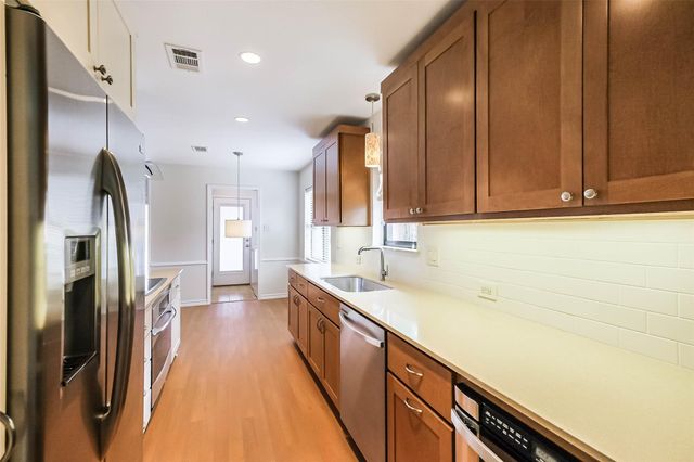 12807 Westleigh Drive, Houston, TX 77077