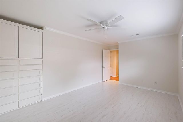 12807 Westleigh Drive, Houston, TX 77077
