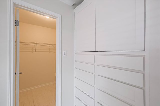 12807 Westleigh Drive, Houston, TX 77077