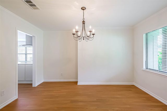 12807 Westleigh Drive, Houston, TX 77077
