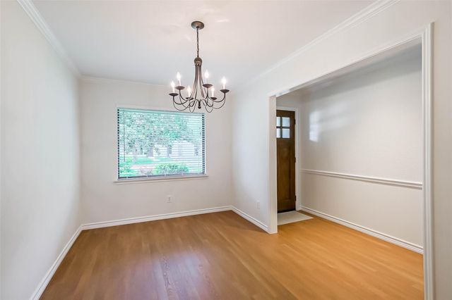 12807 Westleigh Drive, Houston, TX 77077
