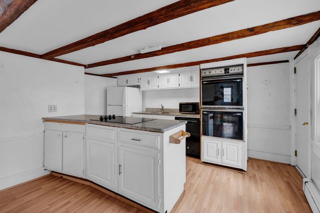 357 Maplewood Avenue, Portsmouth, NH 03801