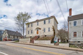 357 Maplewood Avenue, Portsmouth, NH 03801