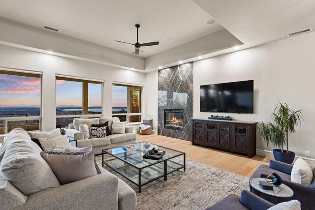 3322 Beatty Dr, El Dorado Hills, CA 95762