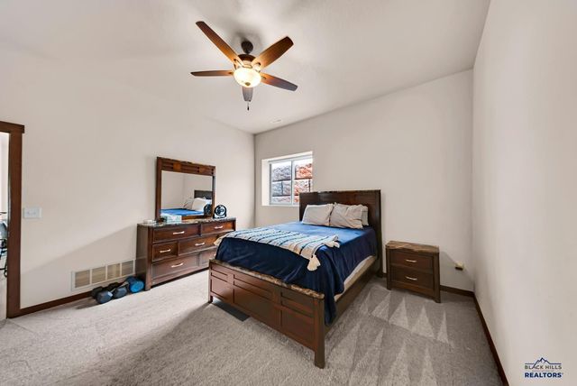 5920 BENDT DR, Rapid City, SD 57702