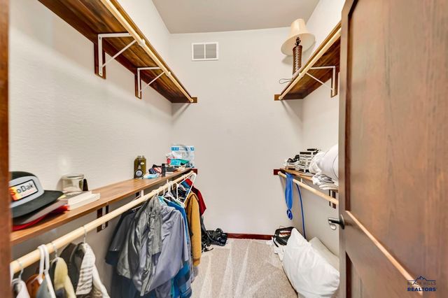 5920 BENDT DR, Rapid City, SD 57702