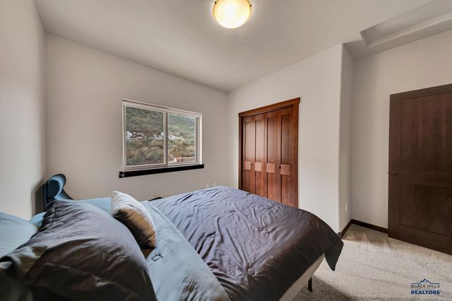5920 BENDT DR, Rapid City, SD 57702