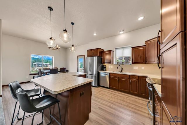 5920 BENDT DR, Rapid City, SD 57702